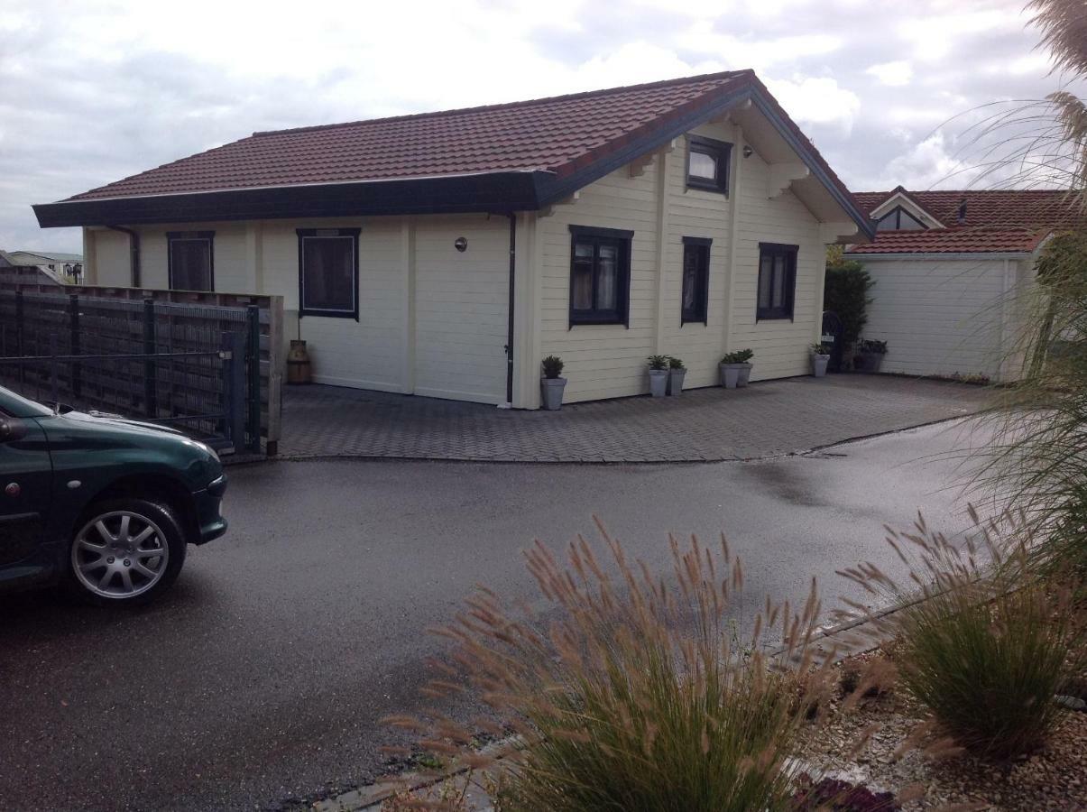 Villa De Kreek - De Krabbenkreek Sint-Annaland Exterior foto